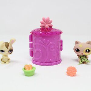 Littlest Pet Shop Rabbit #582 and Raccoon #583 Portable Pals Gift Set Complete a